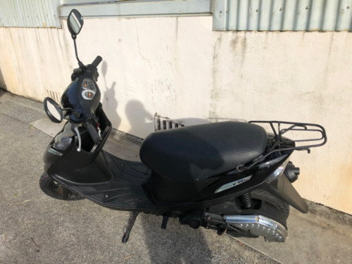 ★支払総額8.2万円★買取強化中！なんでも買い取ります！ スズキ アドレスV125G 黒 CF4EA Gタイプ！ デビルマスク！ 社外ウィンカー！ エナメルシート！ リアスポイラー！ ツヤありインナー！　 アドレスV125 G 黒(ブラック) ☆支払総額8.2万円☆買取強化中