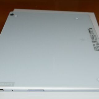 軽量440g 10.1型 64GB/4GB Lenovo Tab P10 Snapdragon450 指紋認証/顔 