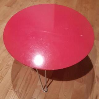 丸型折足テーブル　赤　さしあげます