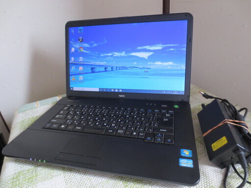 リーズナブルなPC NEC i3モデル メモリ4GB Wi-Fi マイクロソフトOffce他便利なアプリ