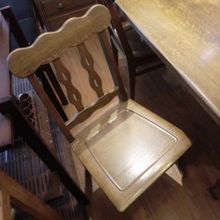 【中古美品】自社配送＆設置可能　豊田たんす ダイニング５点セット　テーブル　椅子