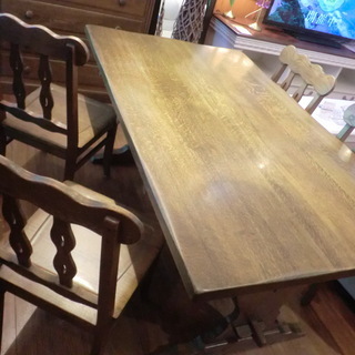 【中古美品】自社配送＆設置可能　豊田たんす ダイニング５点セット　テーブル　椅子