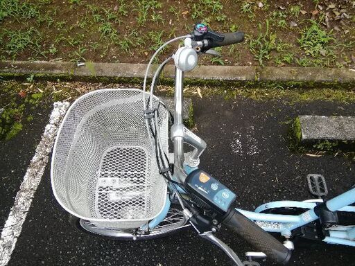 電動アシスト付き三輪自転車