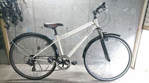 自転車中古 クロスバイク CANALE製 外装7段変速 ステム角度調整可能 タイヤ28インチ
