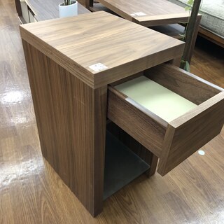 ナイトテーブル 【トレファク所沢店】 | cprismenergia.pt