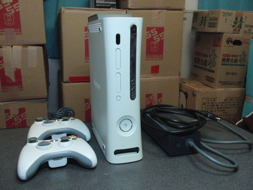 Xbox360  一式＋ソフト11本付き (ソフトはほとんど未使用)
