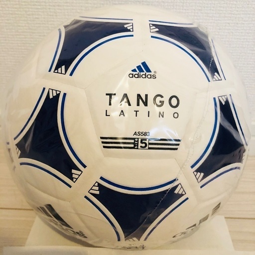 Volvic ボルヴィック ジダン サイン入りサッカーボール ハマダタピオカ 浦安のサッカーの中古あげます 譲ります ジモティーで不用品の処分