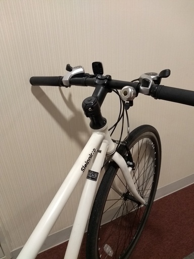 良品計画[無印良品]700c クロスバイク アルミ/外装6段/シルバー