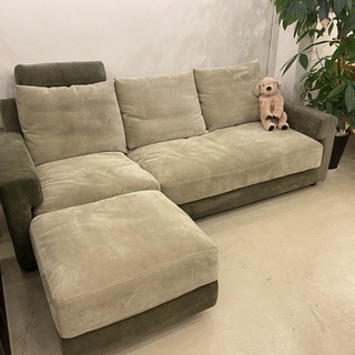 東京インテリア購入品 カウチソファ ソファ オットマン付き ベージュ×カーキ系 フェザー 中古品