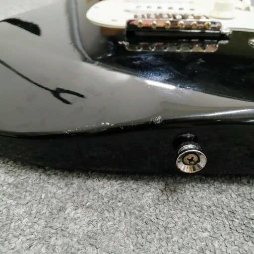 エレキギター Squier Bullet Strat