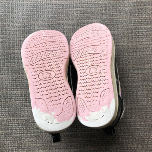 無料バンズvans キッズスニーカー キッズシューズ17 0 黒ラメ使用感あり Chandni 西葛西の子供用品の中古あげます 譲ります ジモティーで不用品の処分 無料バンズvans キッズスニーカー キッズシューズ17 0 黒ラメ使用感あり Chandni 西葛西の子供用品の中古あげます 譲ります ジモティーで不用品の処分