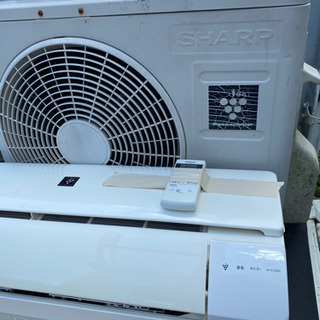 シャープエアコン - 季節、空調家電
