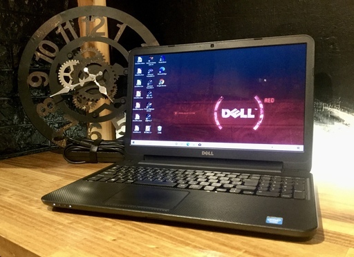 店頭にて売約済み。ご覧頂きありがとうございました。　一宮でWindows10搭載機！DELL Inspiron  15.6インチ 薄型モバイルPC　4th Intel Celeron RAM4GB/HDD500GB】一宮市のパソコン屋 Mr.Carnival（ミスカニ）です！パソコン修理・中古パソコンの販売【クレカ\u0026PayPay使えます！】店頭在庫PCのご紹介です！受け渡しは店舗にて(^^)/【ノートパソコン】