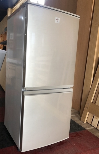 札幌市内近郊送料無料 シャープ ノンフロン冷凍冷蔵庫 SJ-PD14Y-N 137L 中古 2013年製 2ドア冷蔵庫 プラズマクラスター