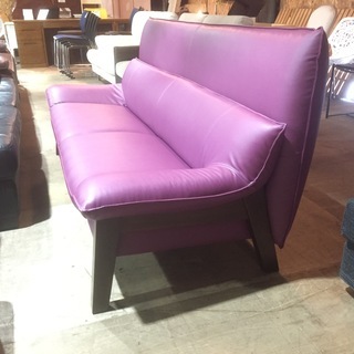 【店舗同時販売中】紫色3人掛けソファ　