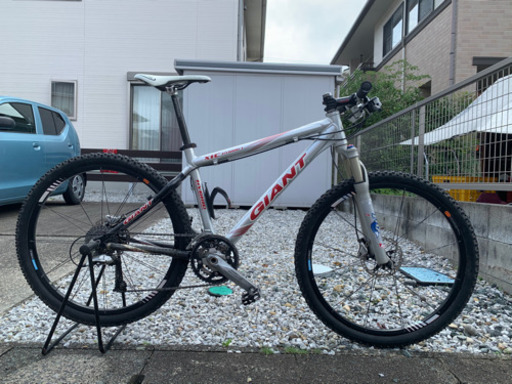 MTB GIANT xtcハイブリッド　中古