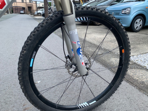 MTB GIANT xtcハイブリッド　中古