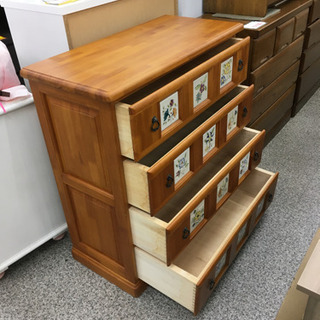 収納家具 ※【期間限定！ジモティー見たで5％OFF】カントリー調 4段