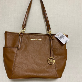 MICHAEL MICHAEL KORS  JET SET ITEM 