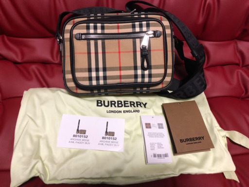 BURBERRY ショルダーバック　ユニセックス