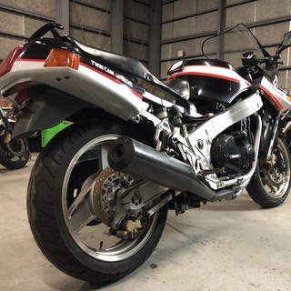 KAWASAKI ZX-10 レストアベース カワサキ ZRT00B ZX10 書類あり