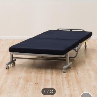 ニトリ折り畳みベッド 無料です