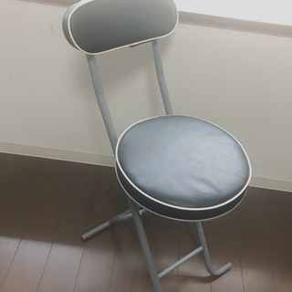 折り畳み椅子