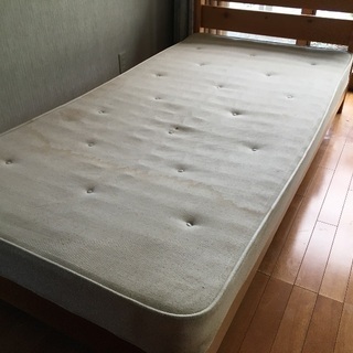 ベッドスプリングマットレス +敷き布団