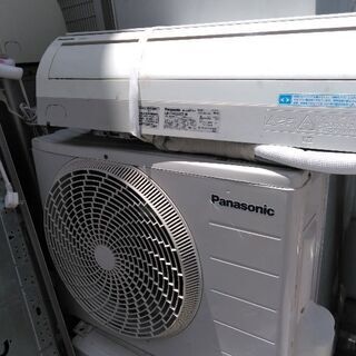 Panasonic8畳用のクーラー 2012年製 城間の倉庫においてあります