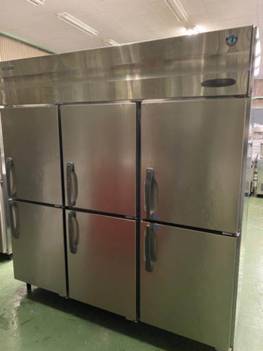 ホシザキ縦型冷凍冷蔵庫(4冷蔵、2冷凍)