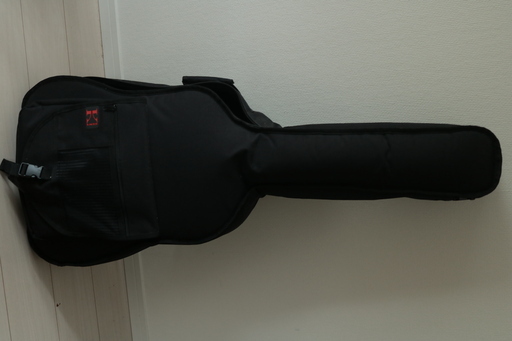 お買い得品 アコースティックギター。破損なし。
