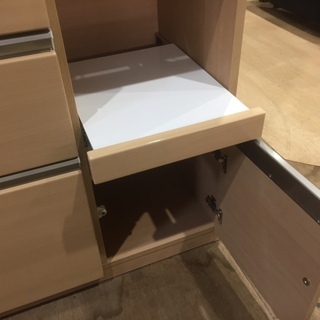 【店舗同時販売中】NITORI（ニトリ）アルミナ2シリーズキッチンボード