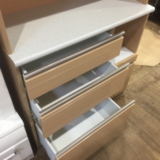 【店舗同時販売中】NITORI（ニトリ）アルミナ2シリーズキッチンボード