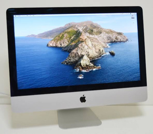 iMac 2013 Late 21.5 inch メモリ8Gb マジックマウスキーボード付き。