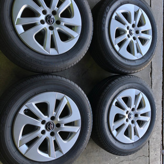 プリウス 50前期 純正アルミホイール タイヤ付 195/65r15