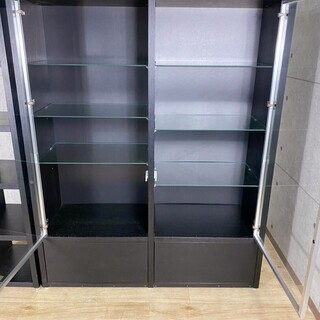 8*94 BoConcept ボーコンセプト 飾り棚 ガラス サイドボード