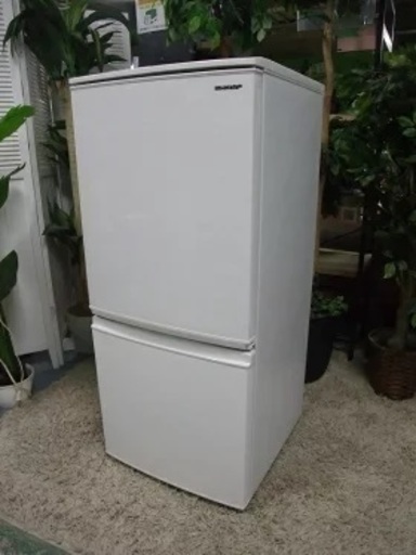 □R1793) シャープ 2ドア冷凍冷蔵庫 SJ-D14E-W 137L 2019年製! 冷蔵庫