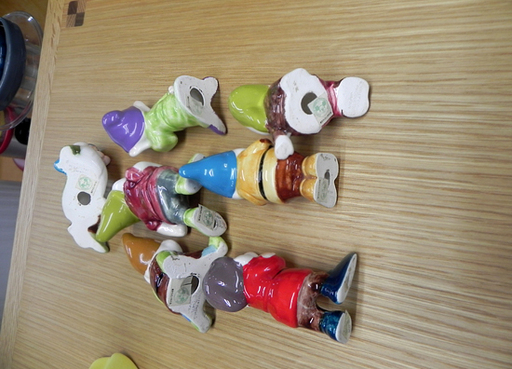 レトロ 東京ディズニーランド 白雪姫 陶器製 七人の小人 Walt Disney Company 置物 オブジェ Paypay ペイペイ モノハウス 白石 白石のフィギュアの中古あげます 譲ります ジモティーで不用品の処分