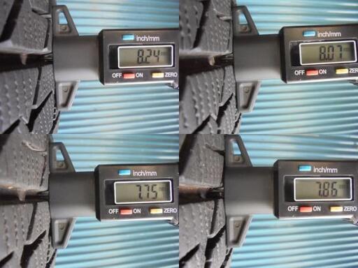 ⑪215/65R16 98Q スタッドレスタイヤ4 本セット 2010 年製 YOKOHAMA