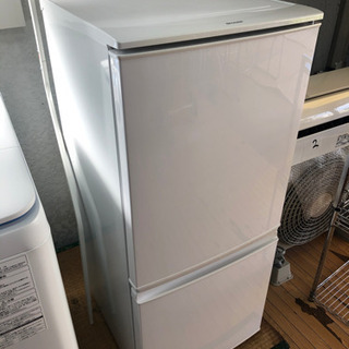 【リサイクルサービス八光　田上店　安心の1か月保証　配達・設置OK】シャープ SHARP SJ-14Y-W [冷蔵庫 （137L・つけかえどっちもドア） 2ドア 2013年製 リサイクルサービス八光 田上店 安心の3か月保証 旧鹿児島市内