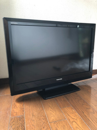 【購入者決定済】⭐️TOSHIBA  REGZA  32型　年式2010