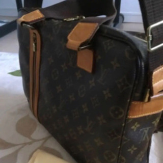 ルイヴィトン　ショルダーバッグ⭐︎