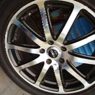 TRD18インチ、アルミ４本セット