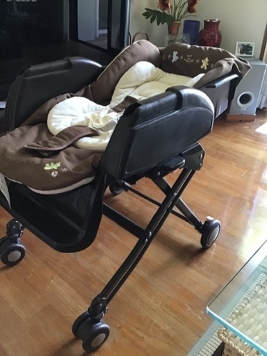 西松屋 ハイローチェア 新生児インサート付きとプレイマット Anne S 浦添前田のベビー用品の中古あげます 譲ります ジモティーで不用品の処分