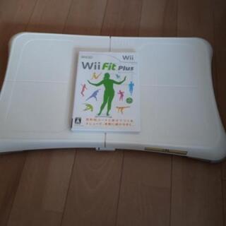Wii Fit Plus バランスWiiボードセット」
任天堂