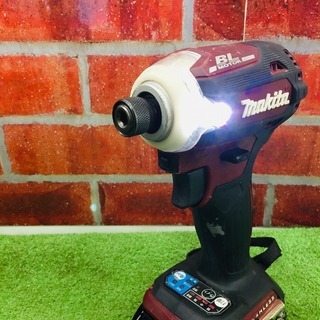 マキタ makita TD171DRGXAR インパクトドライバー【リライズ野田愛宕店】【管理番号：2400010106651】【中古】