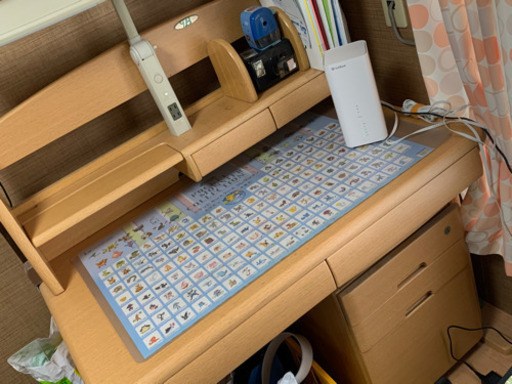 学習デスク 勉強机 ライト付き You 富田の家具の中古あげます 譲ります ジモティーで不用品の処分