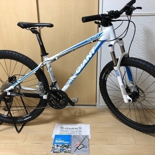 美品 GIANT TALON2 MTB ディスク マウンテンバイ...