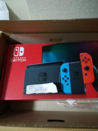 任天堂　Switch　本体　ネオンカラー