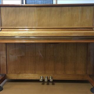 【値下げ】アップライトピアノ　Nordiska（ノルディスカ）猫足　マホガニー 値下げ】アップライトピアノ Nordiska（ノルディスカ）猫足 マホガニー